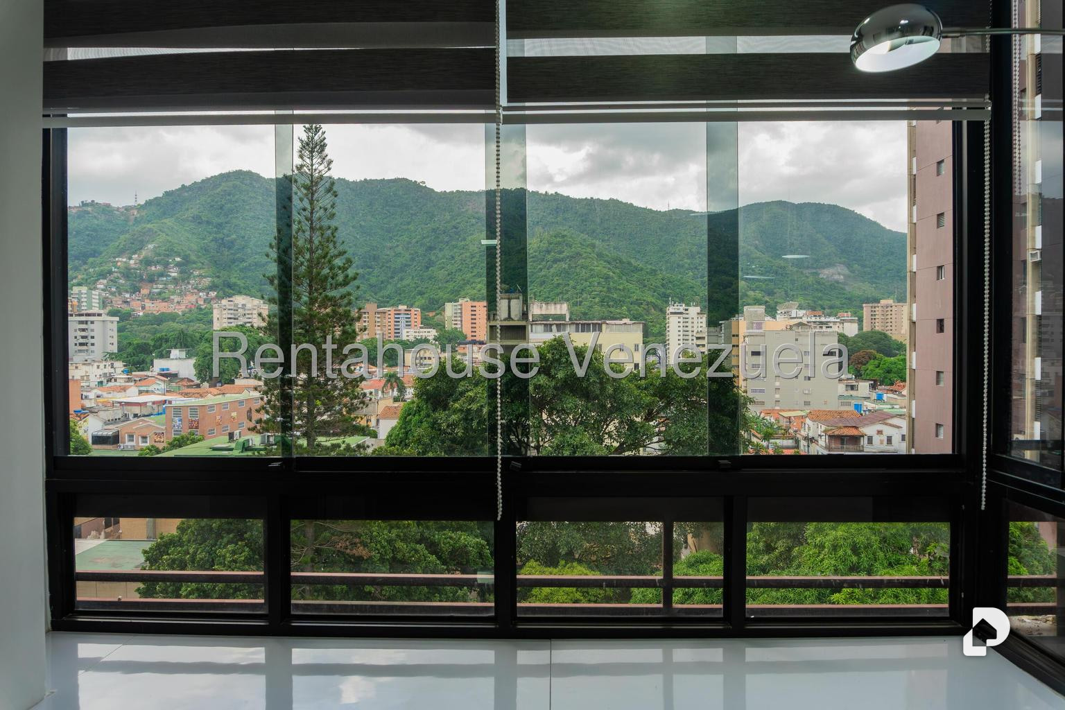 Apartamento en El Paraíso, Caracas – 11