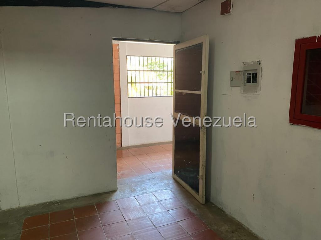 Local comercial en San Joaquin, Valencia - 1