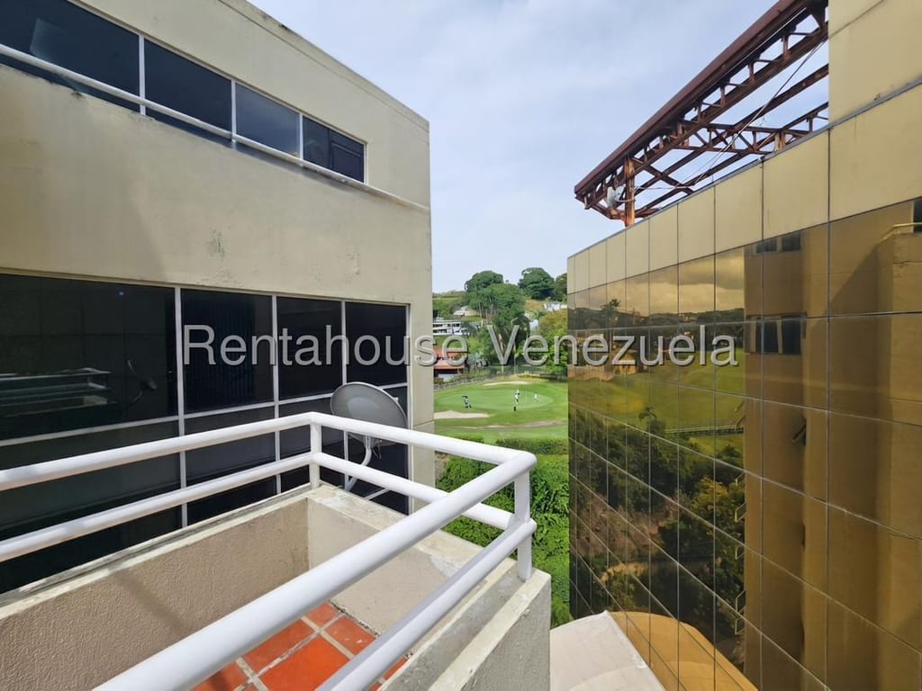 Edificio en Las Mercedes, Caracas