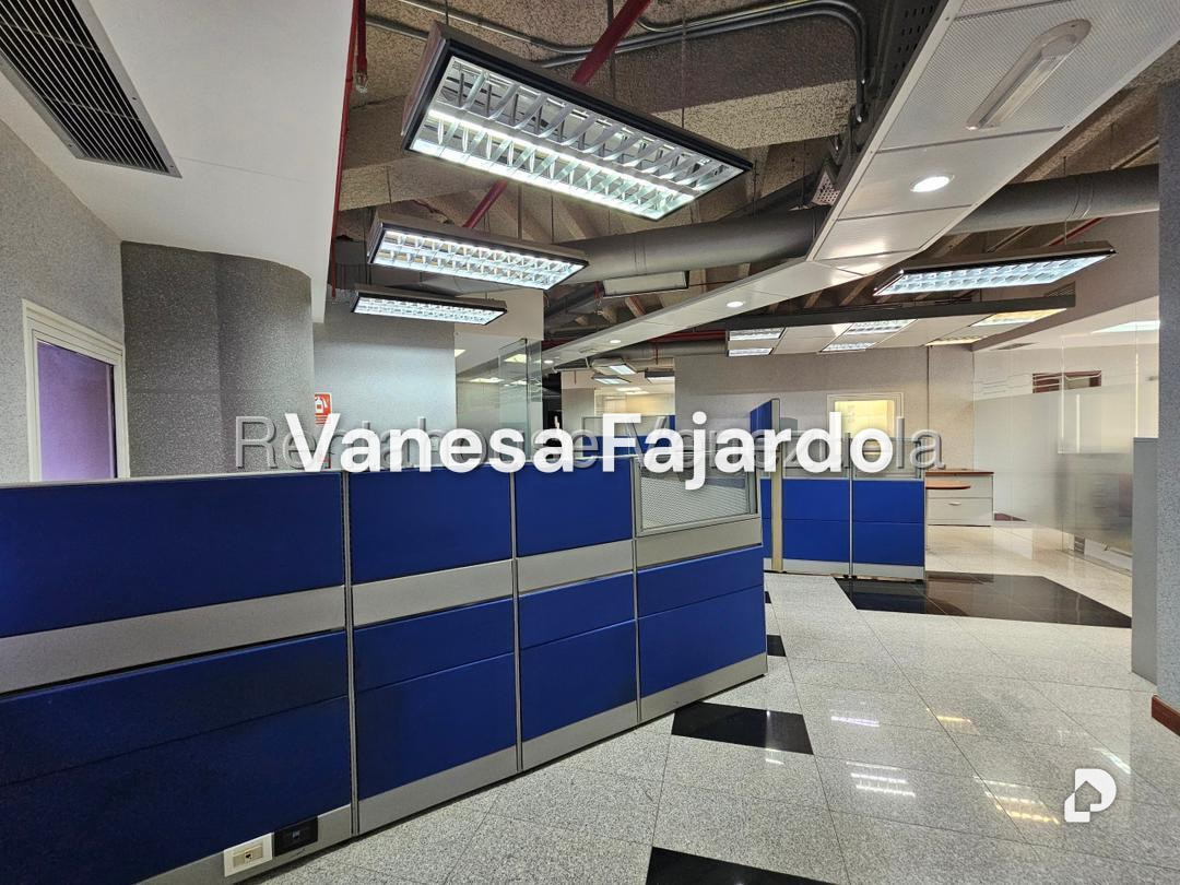 Building in Las Mercedes, Caracas – 6