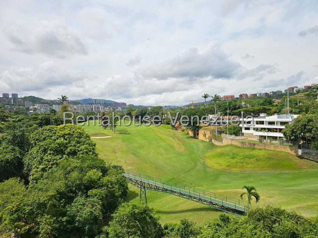 Edificio en Las Mercedes, Caracas