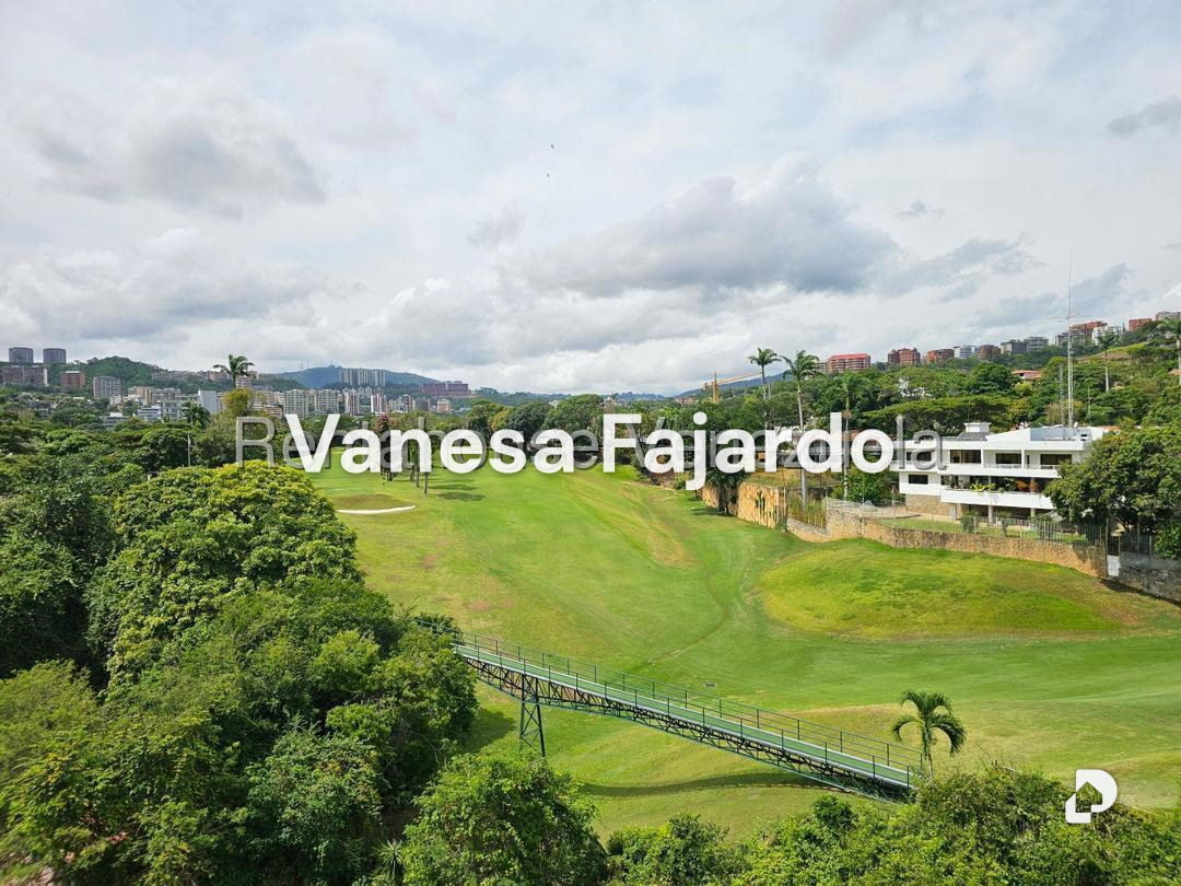 Building in Las Mercedes, Caracas – 28