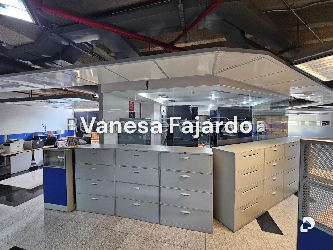 Building in Las Mercedes, Caracas – 18