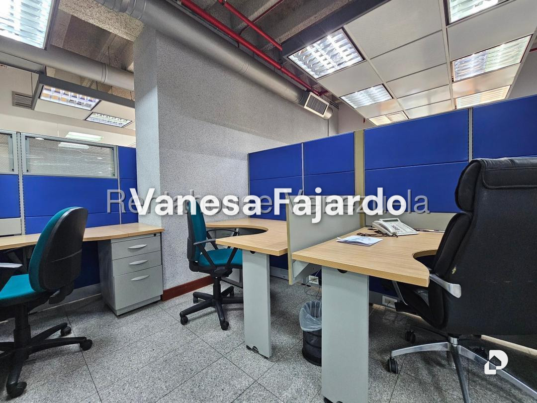 Building in Las Mercedes, Caracas – 9