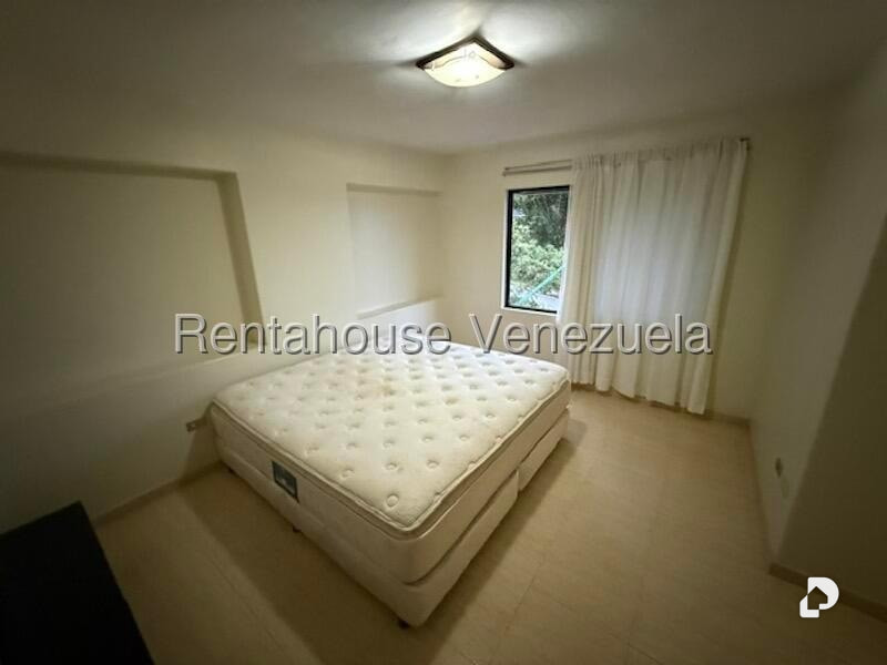 Apartamento en Urbanización Miranda, Caracas – 16