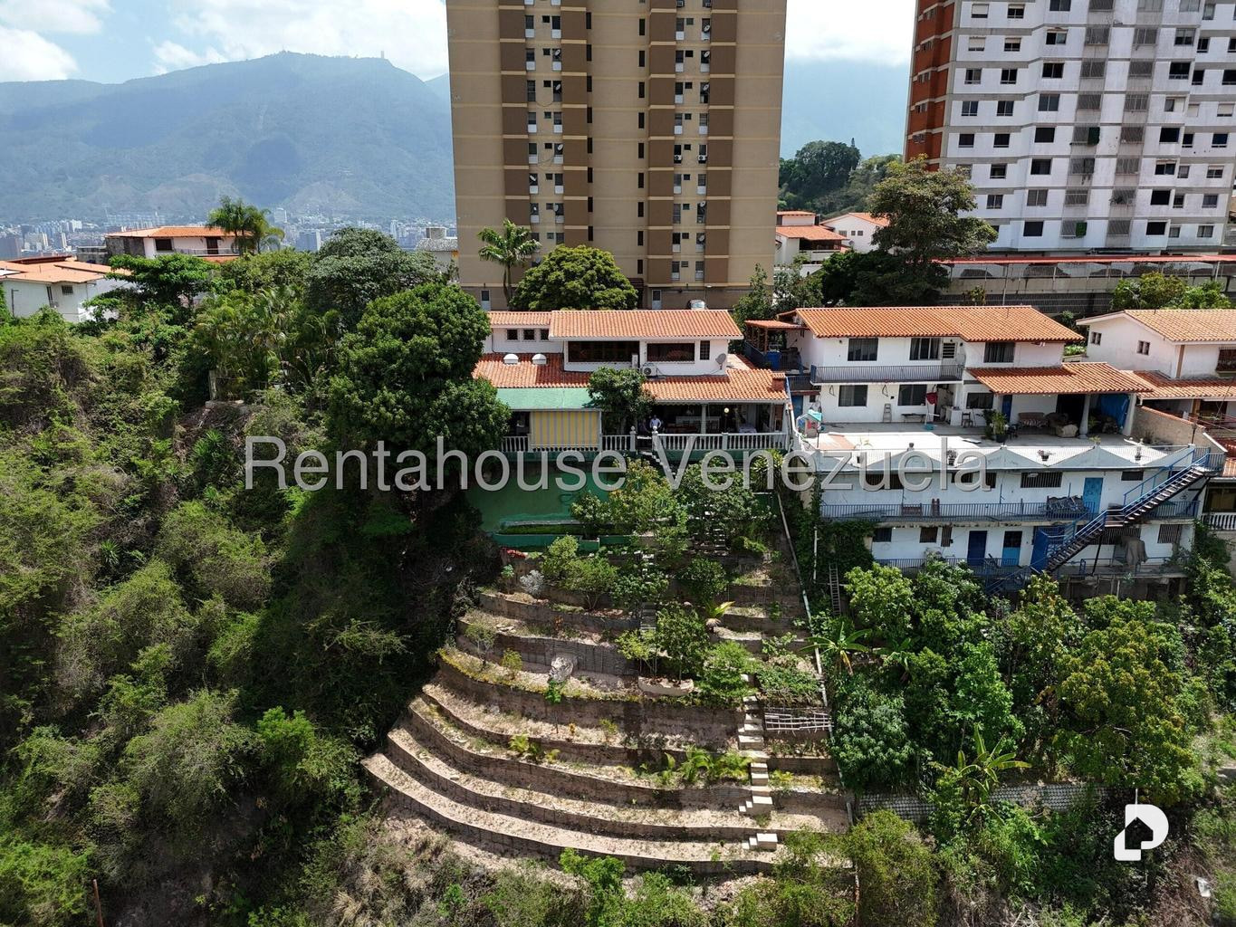 Casa en Colinas de Santa Mónica, Caracas – 4