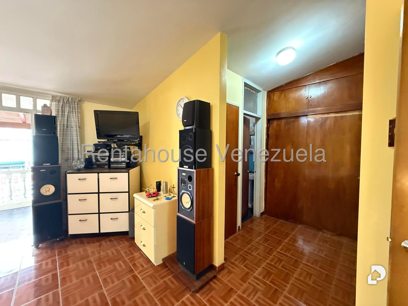 Casa en La Trinidad, Caracas – 21