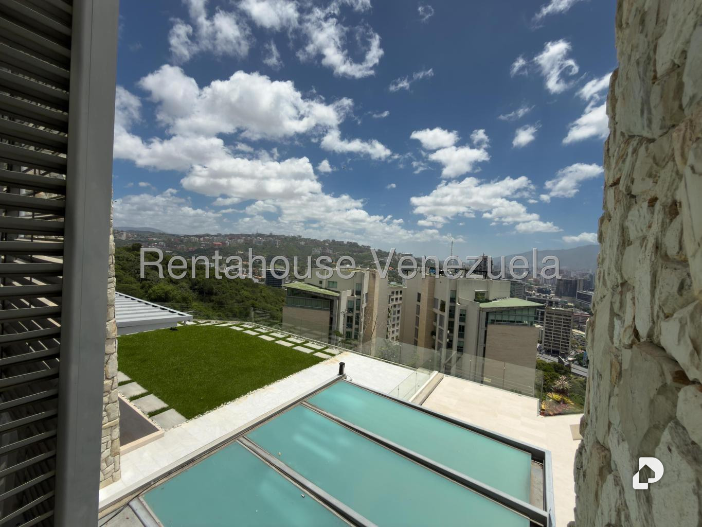 Apartamento en Lomas de Las Mercedes, Caracas – 15