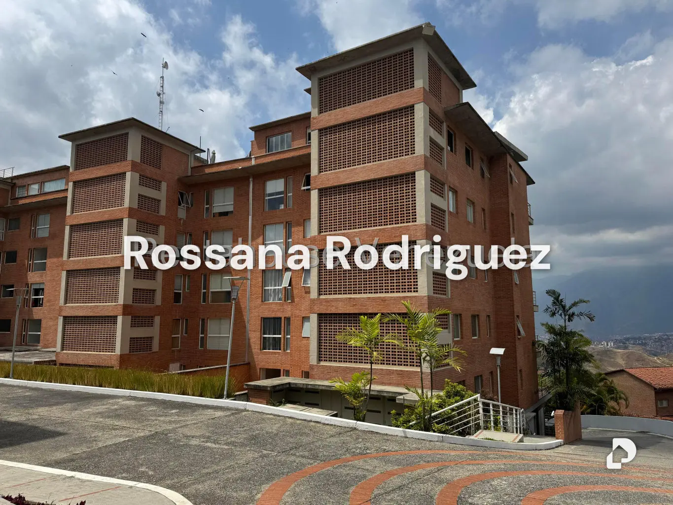 Penthouse in Loma Linda, Caracas – 3