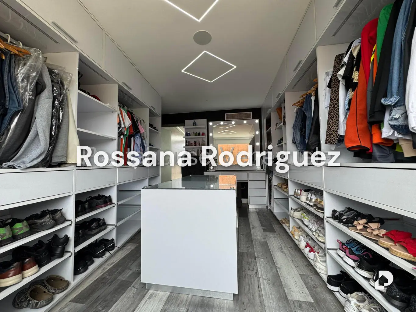 Penthouse in Loma Linda, Caracas – 22