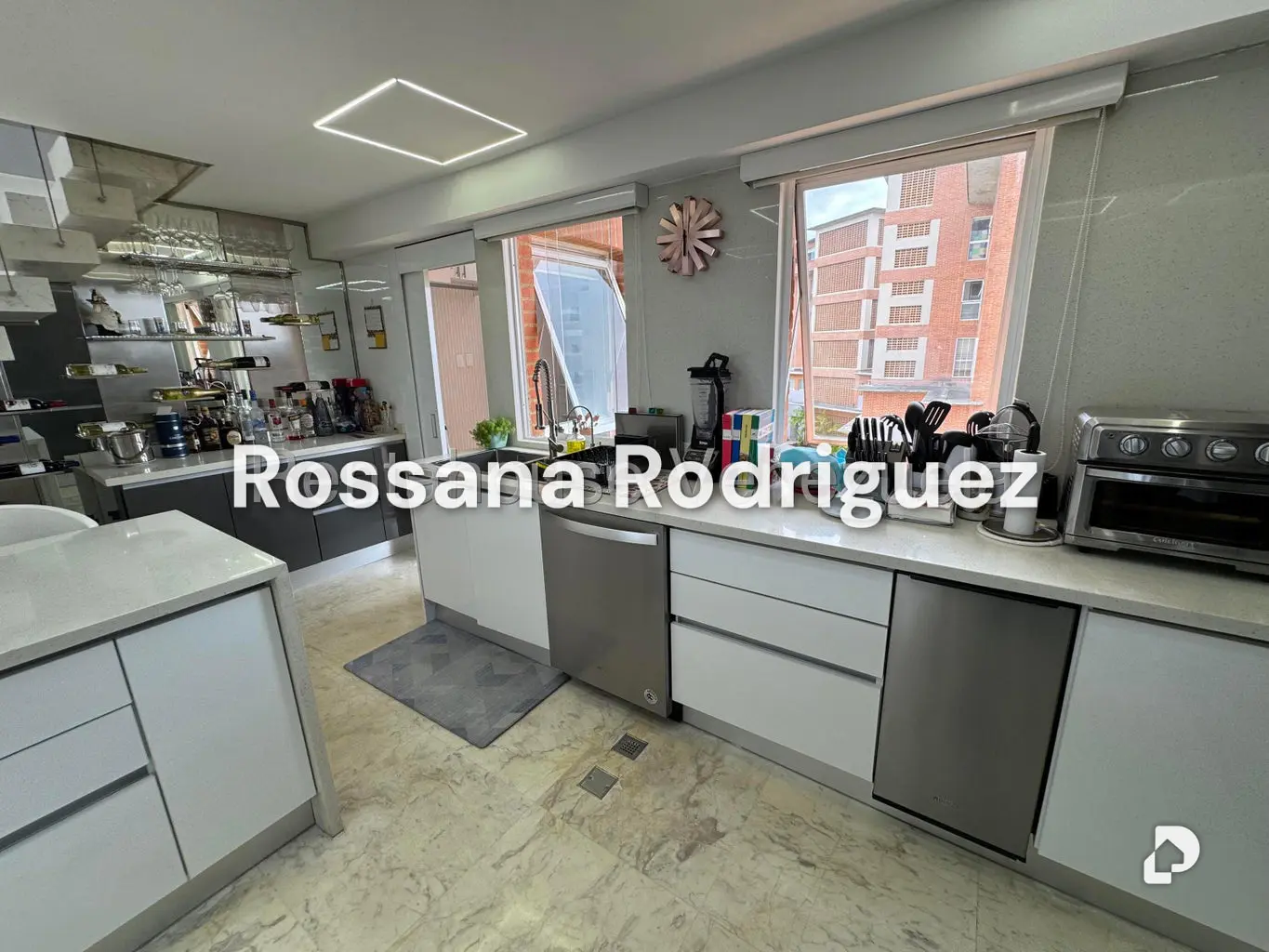 Penthouse in Loma Linda, Caracas – 11