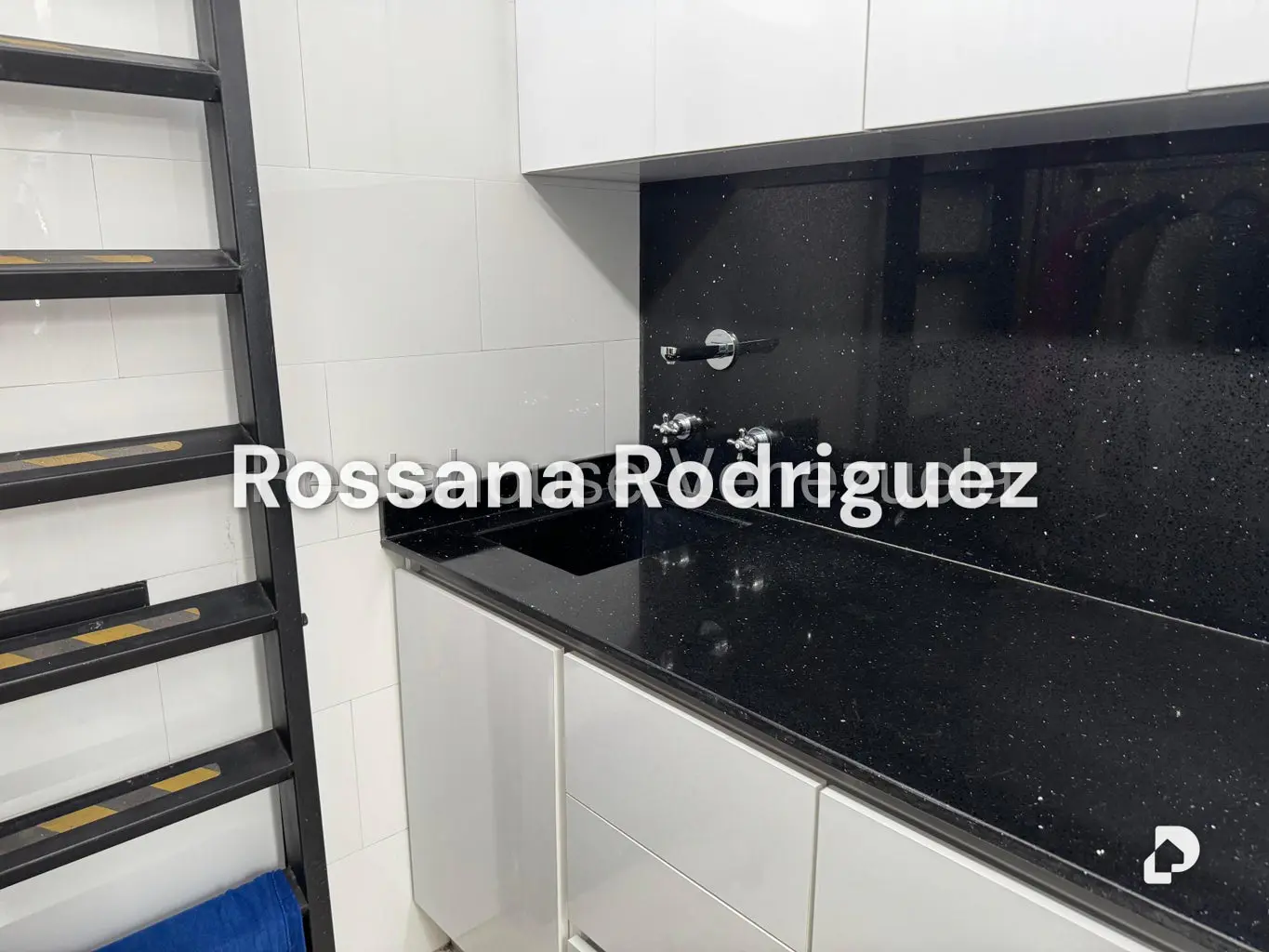 Penthouse in Loma Linda, Caracas – 28