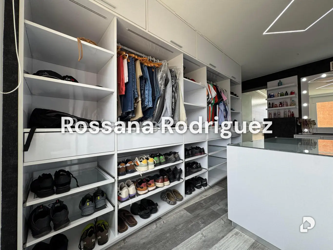Penthouse in Loma Linda, Caracas – 23