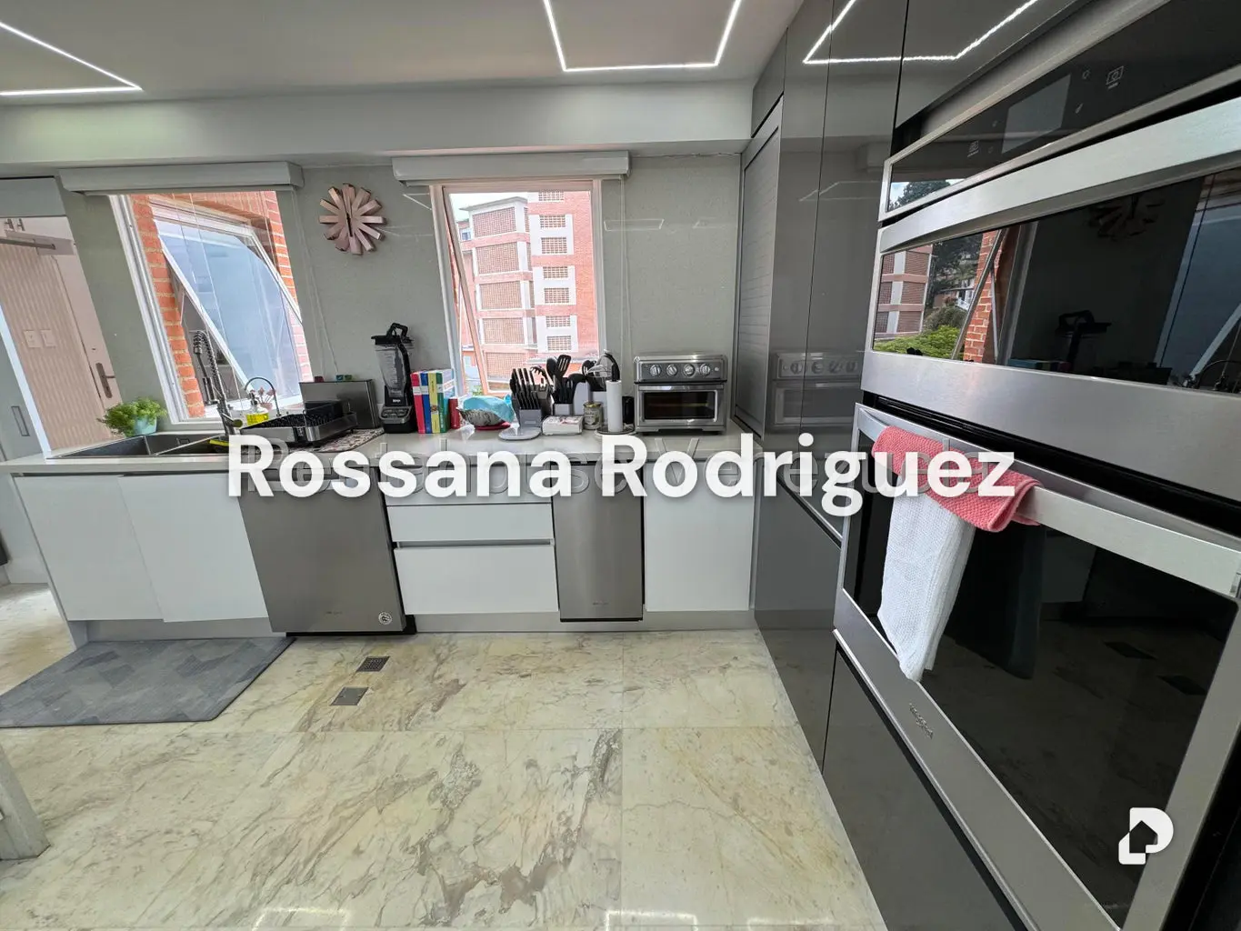 Penthouse in Loma Linda, Caracas – 10