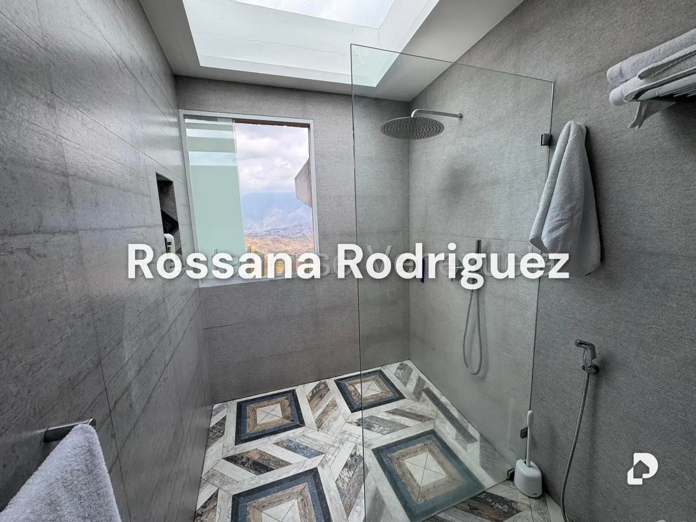 Penthouse in Loma Linda, Caracas – 19