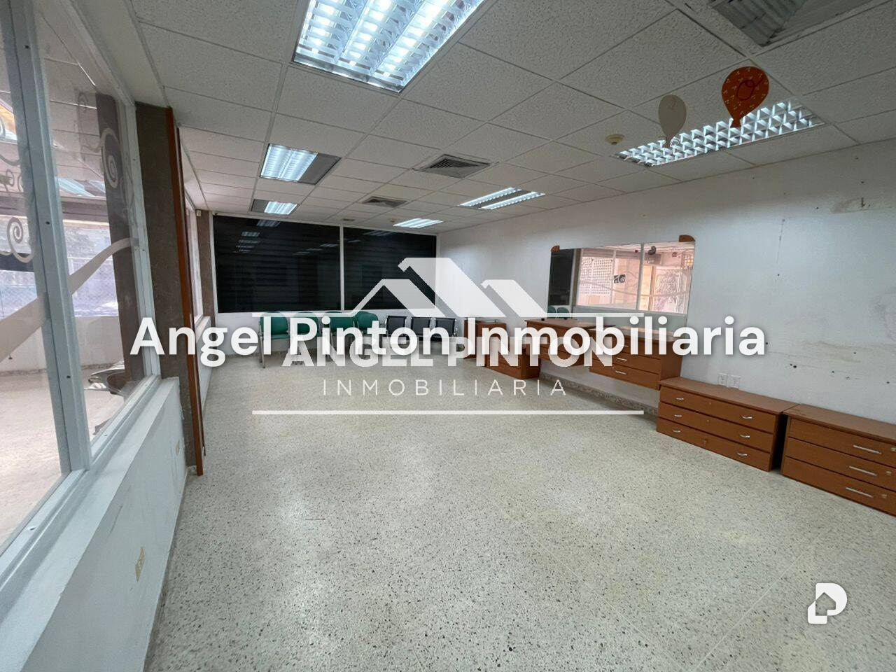 Local comercial en San Miguel, Maracaibo – 12