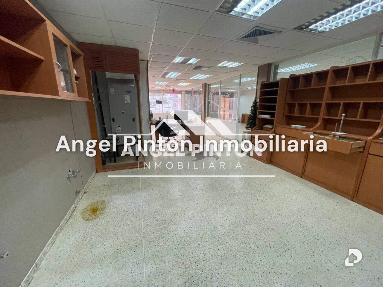 Local comercial en San Miguel, Maracaibo – 11