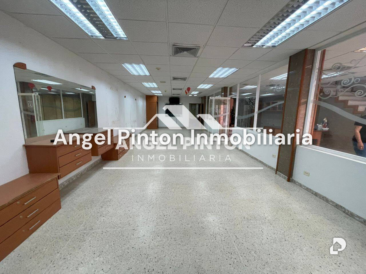 Local comercial en San Miguel, Maracaibo – 10