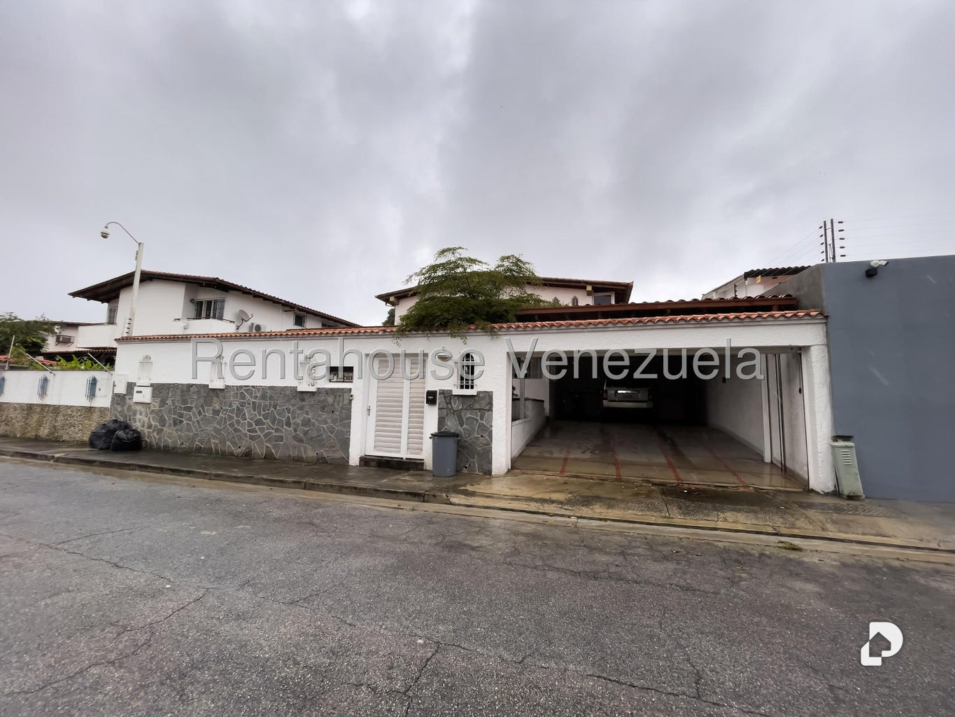 Casa en Santa Paula, Caracas – 1