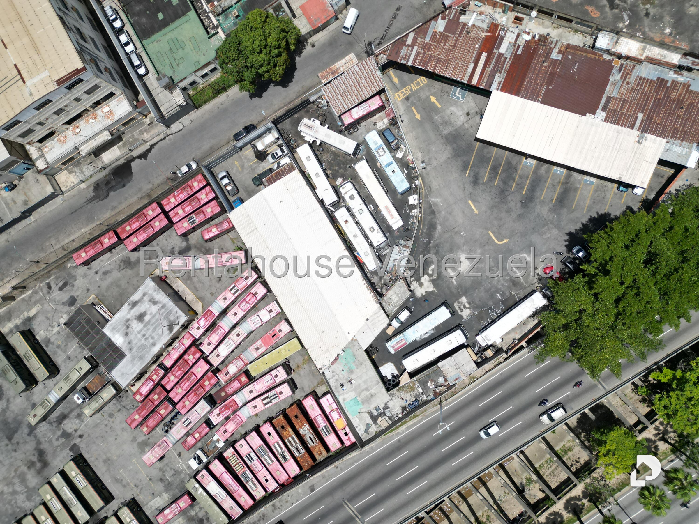 Galpón en San Martín, Caracas