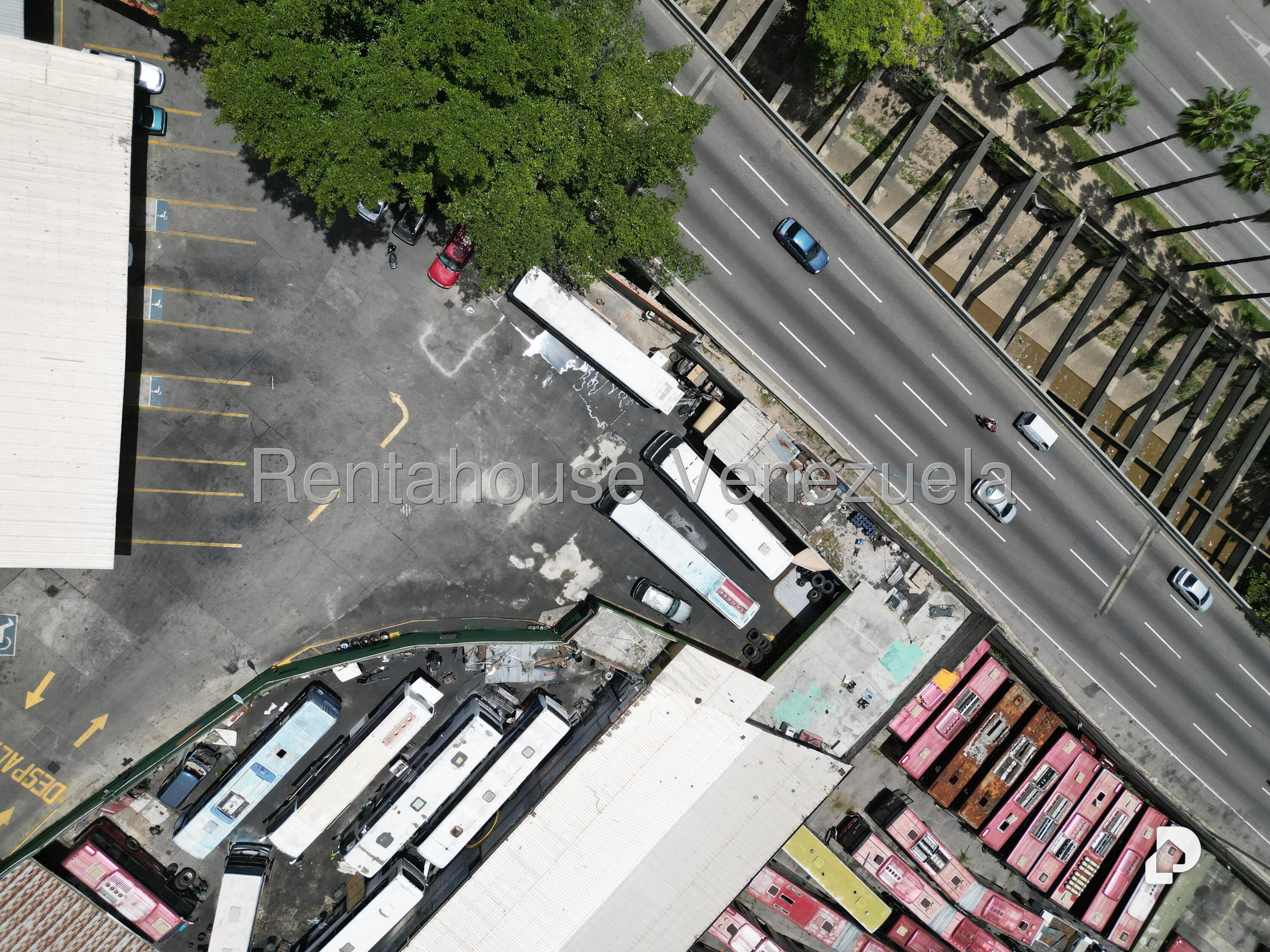 Galpón en San Martín, Caracas