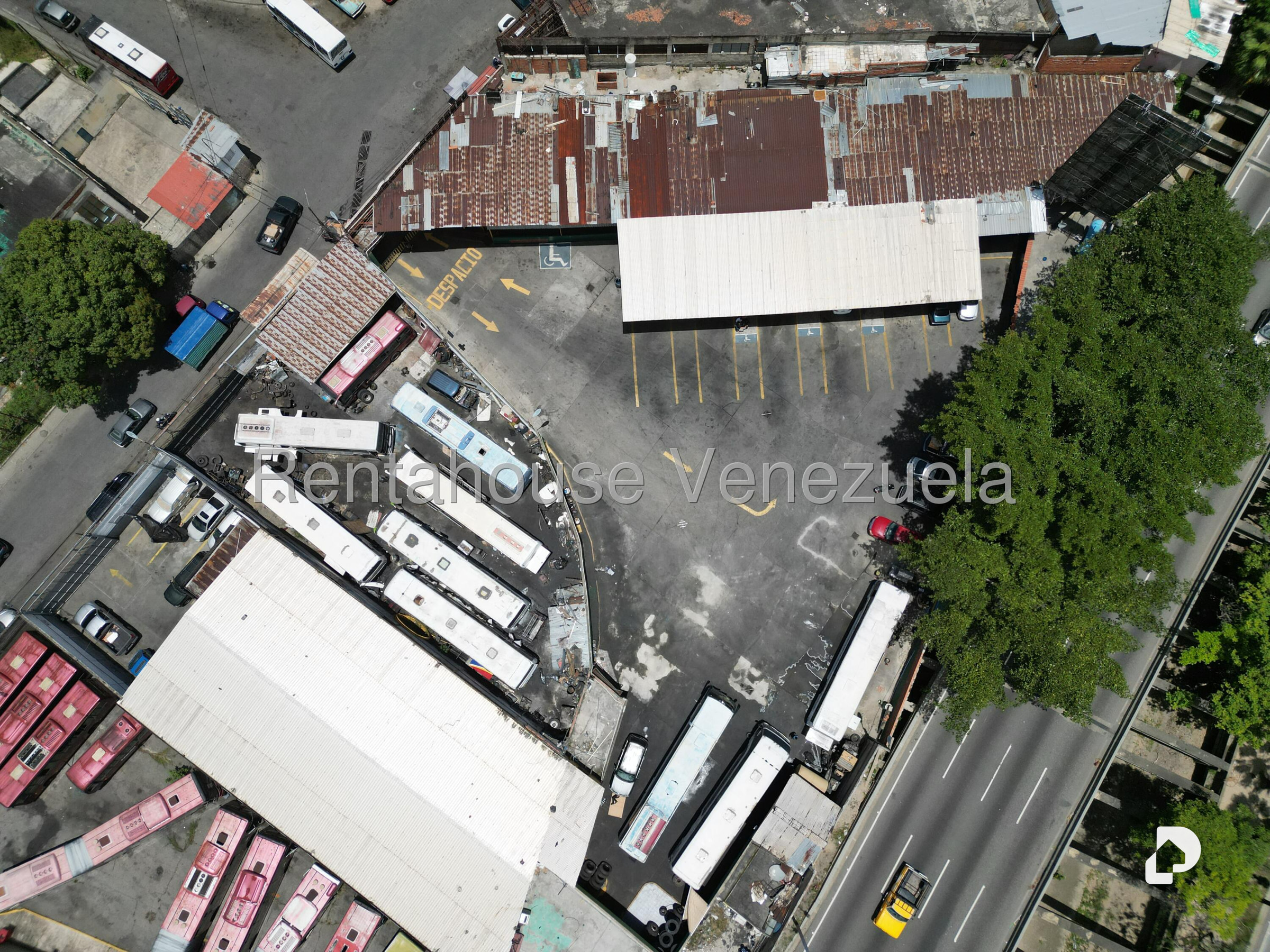 Galpón en San Martín, Caracas