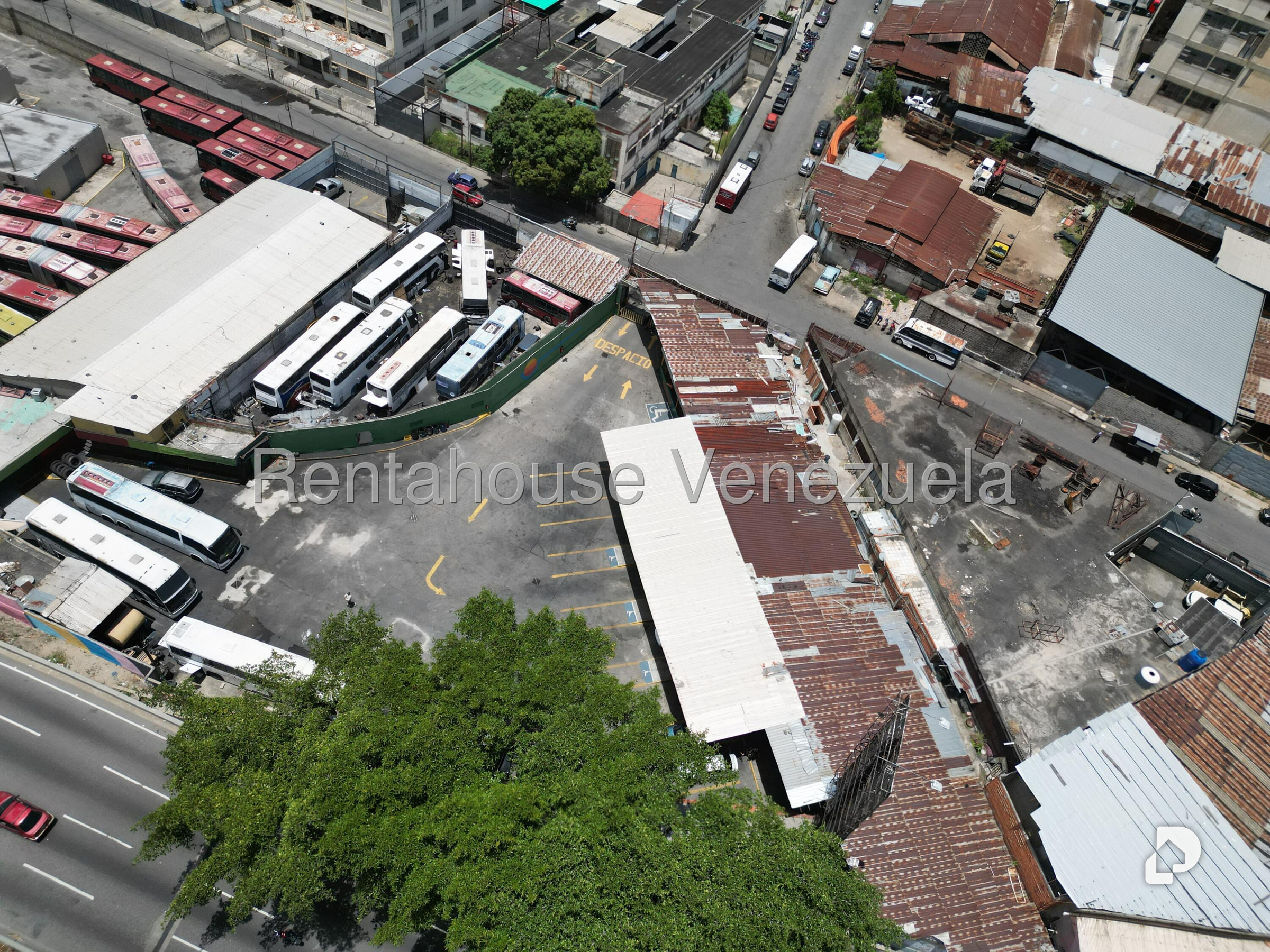 Galpón en San Martín, Caracas
