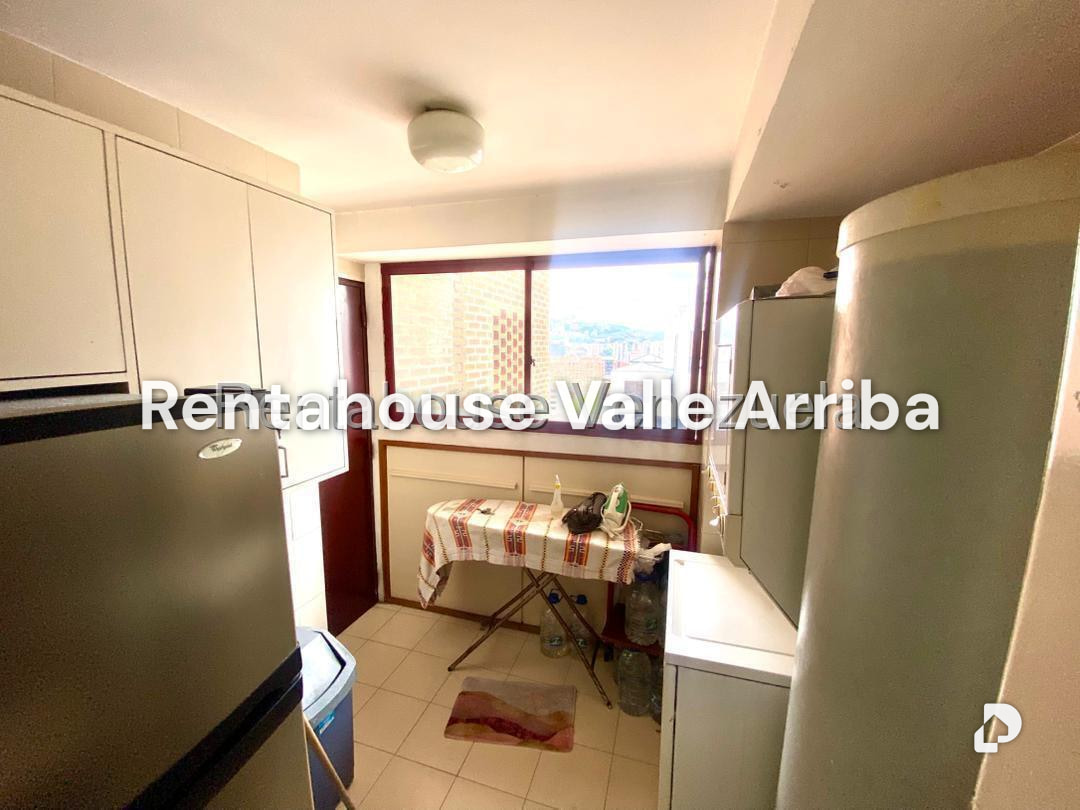Apartamento en La Florida, Caracas – 17