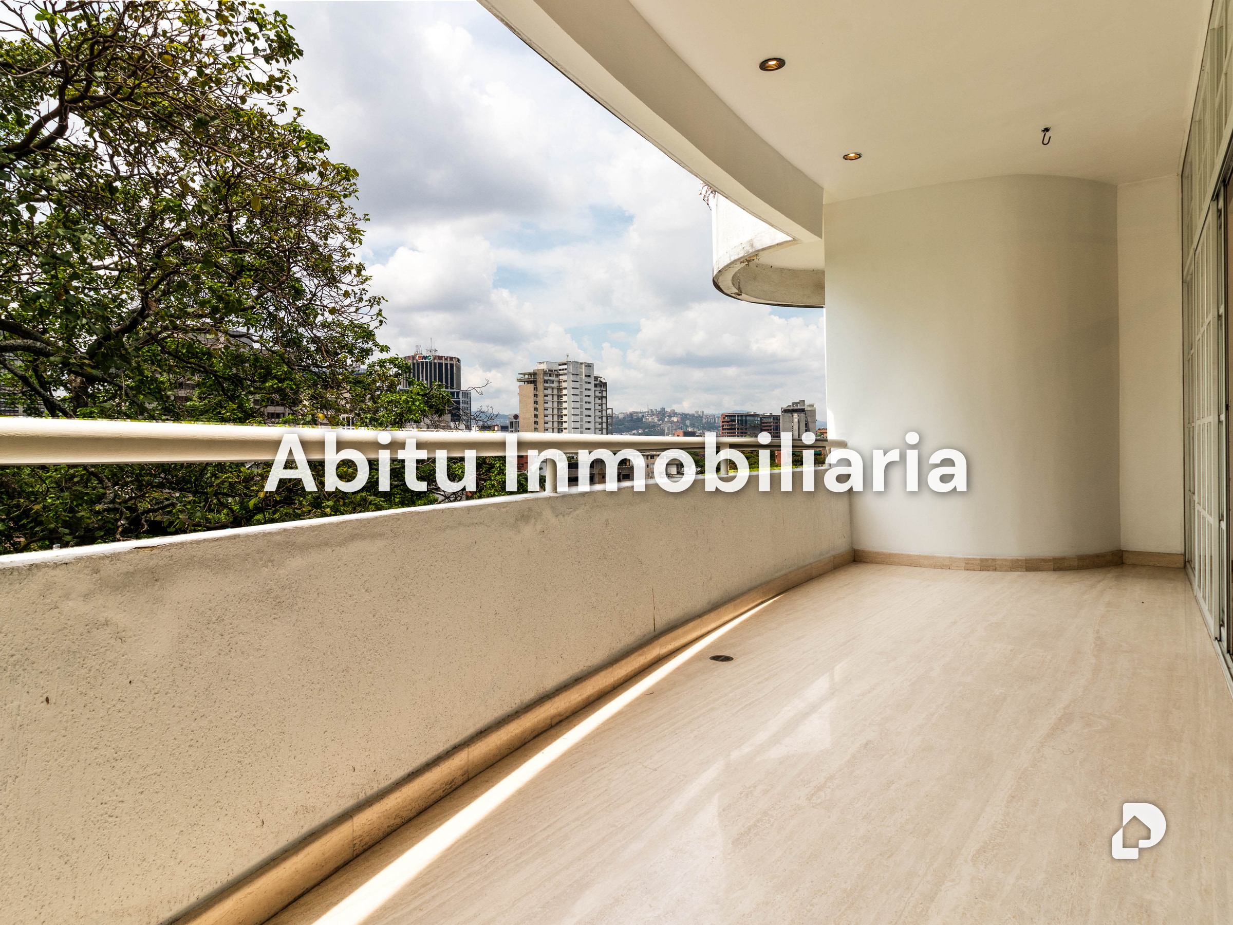 Apartamento en Altamira, Caracas – 8