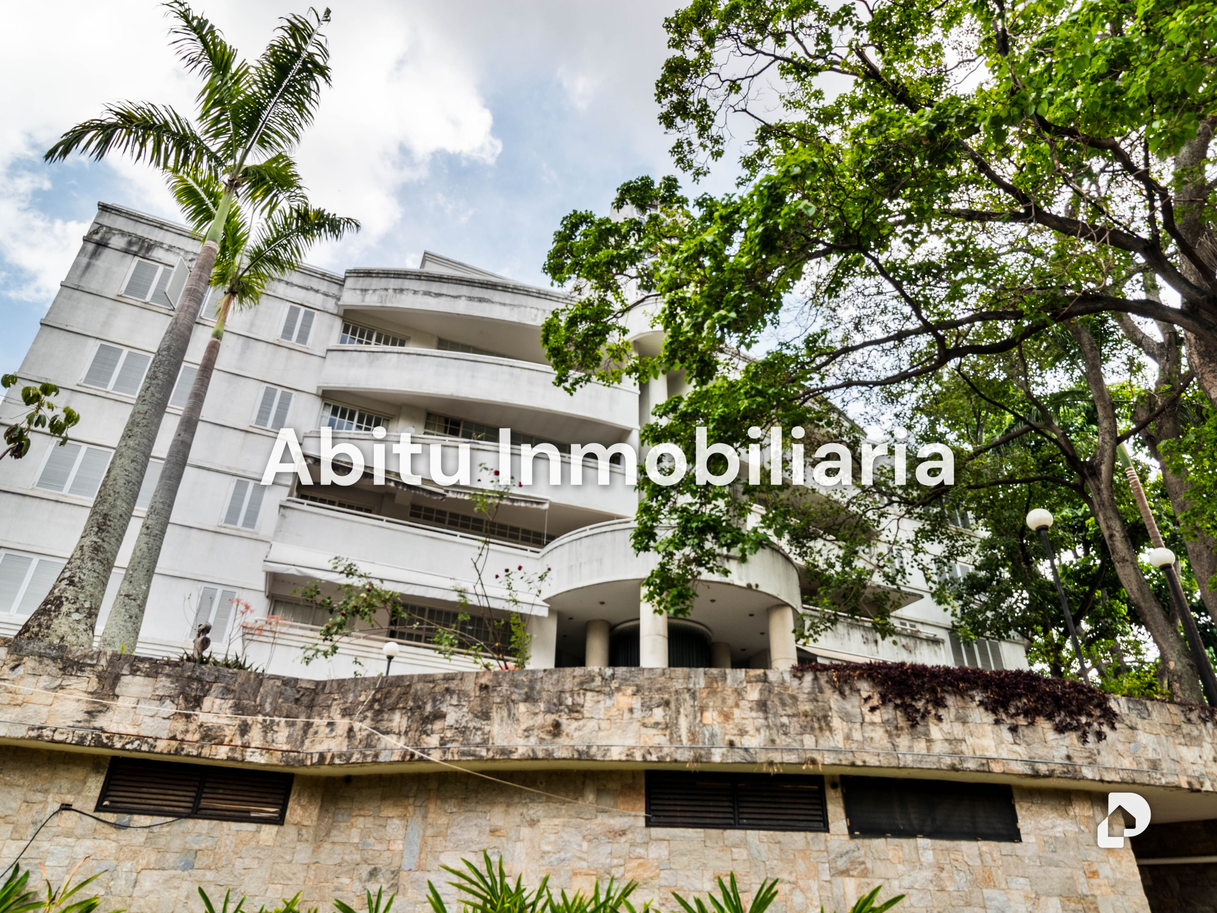 Apartamento en Altamira, Caracas – 1
