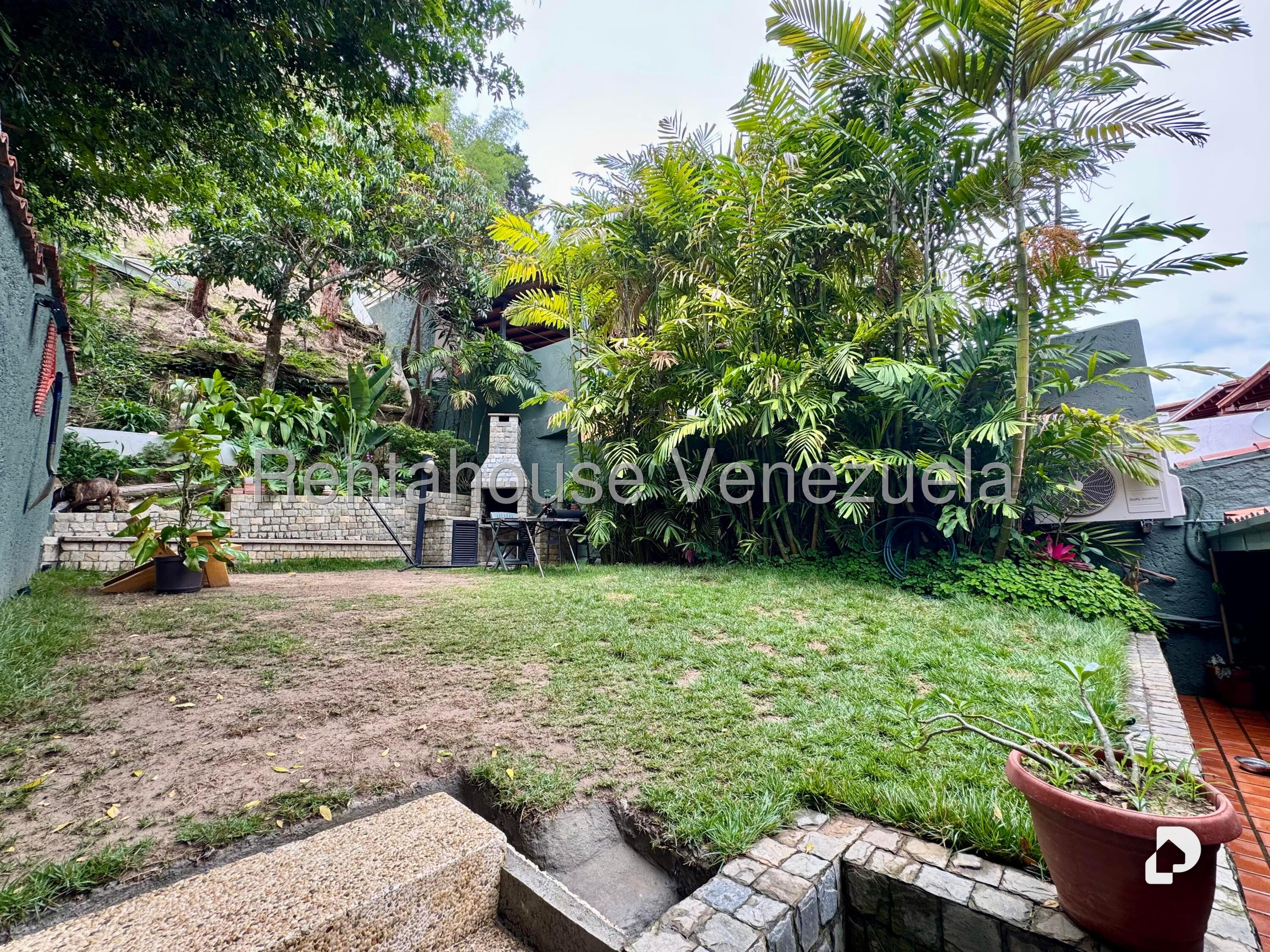 Casa en Alto Prado, Caracas – 9