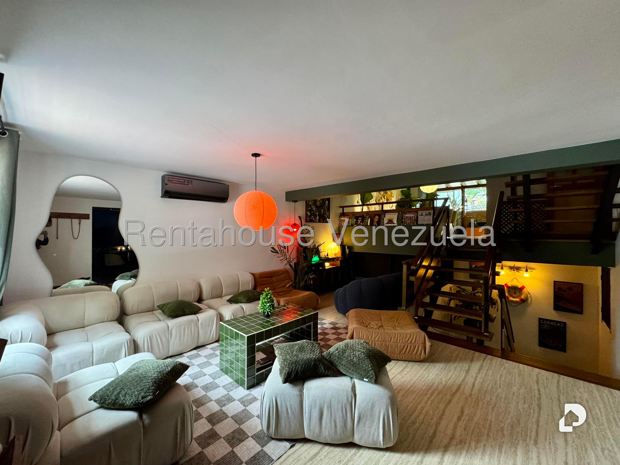 Casa en Alto Prado, Caracas – 20