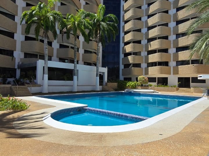 Apartamento en Urbanización Costa Azul, Porlamar - 1