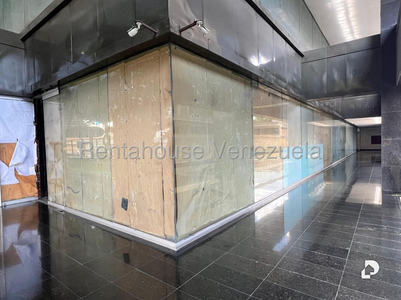 Local comercial en La California Norte, Caracas – 15