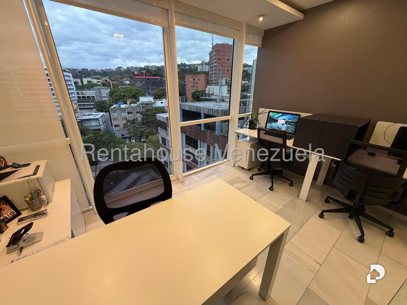 Oficina en Las Mercedes, Caracas – 20