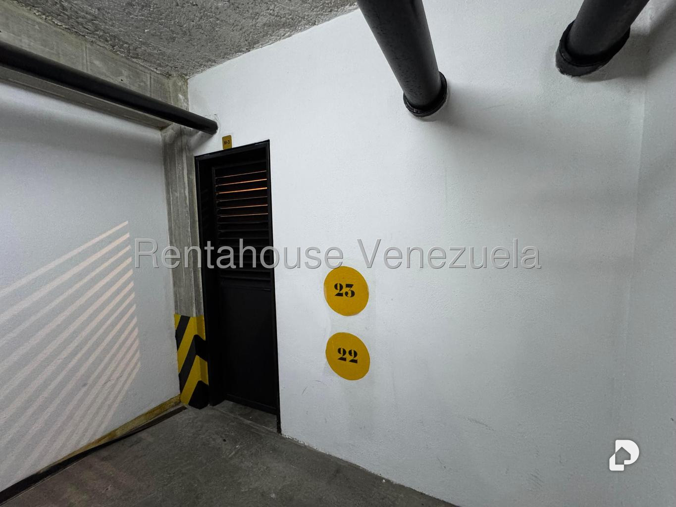 Apartamento en El Rosal, Caracas – 21