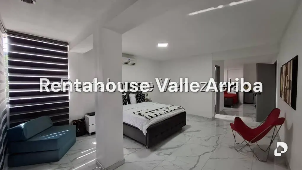 Casa en Santa Mónica, Caracas – 24