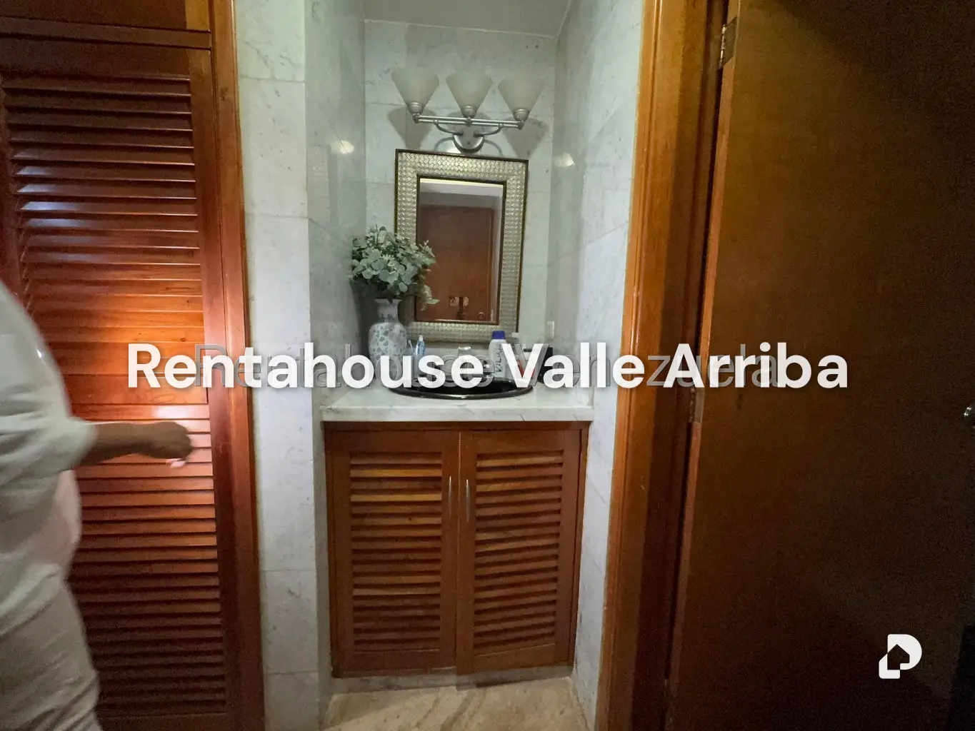 Apartamento en Las Esmeraldas, Caracas – 19