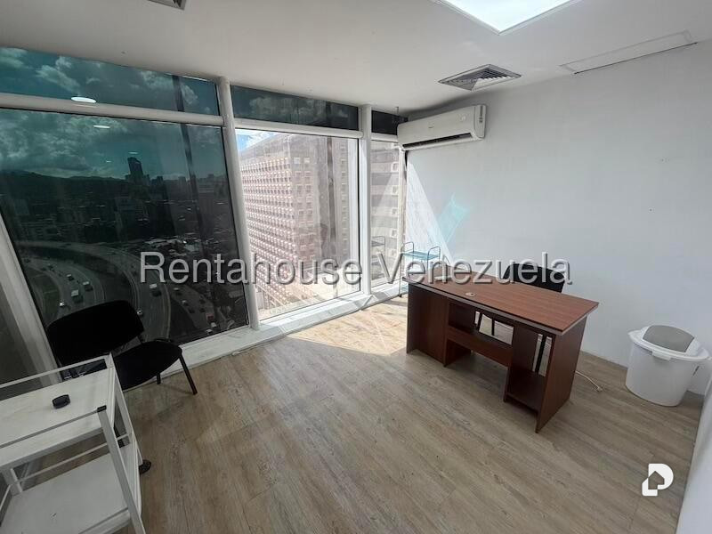 Office in El Recreo, Caracas – 20