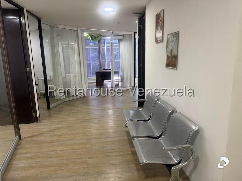 Office in El Recreo, Caracas – 8
