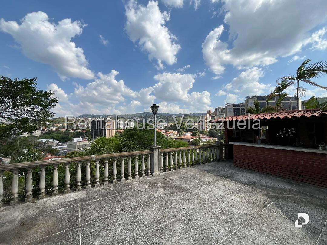 Casa en Macaracuay, Caracas – 13