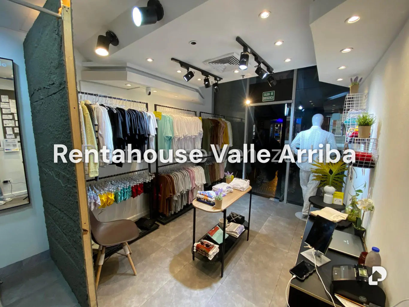 Local comercial en La Castellana, Caracas – 12