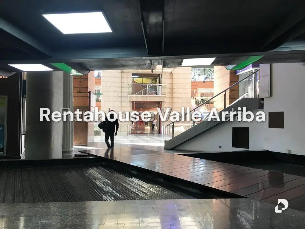 Local comercial en La Castellana, Caracas – 6