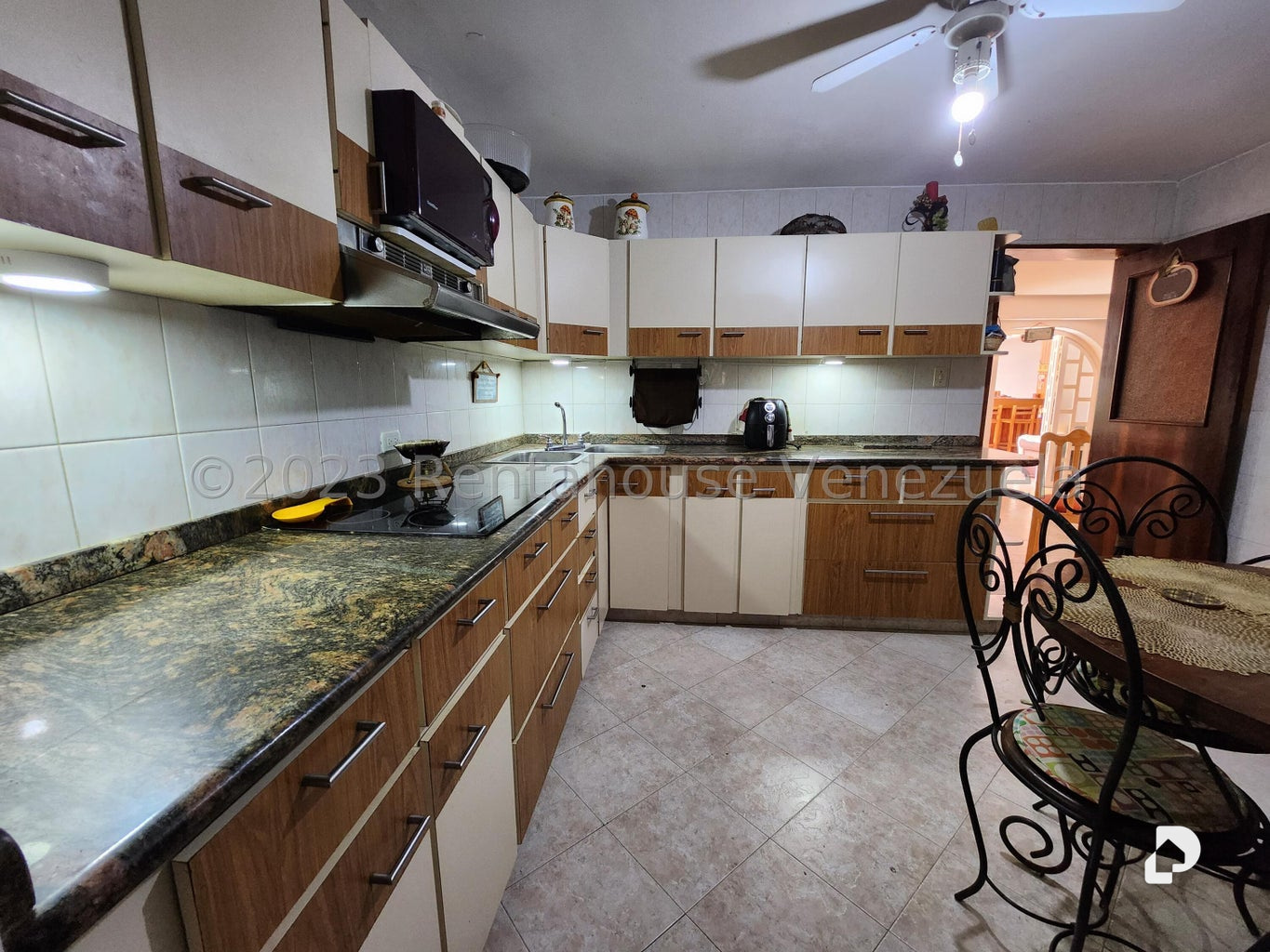 Casa en Colinas de La California, Caracas – 21