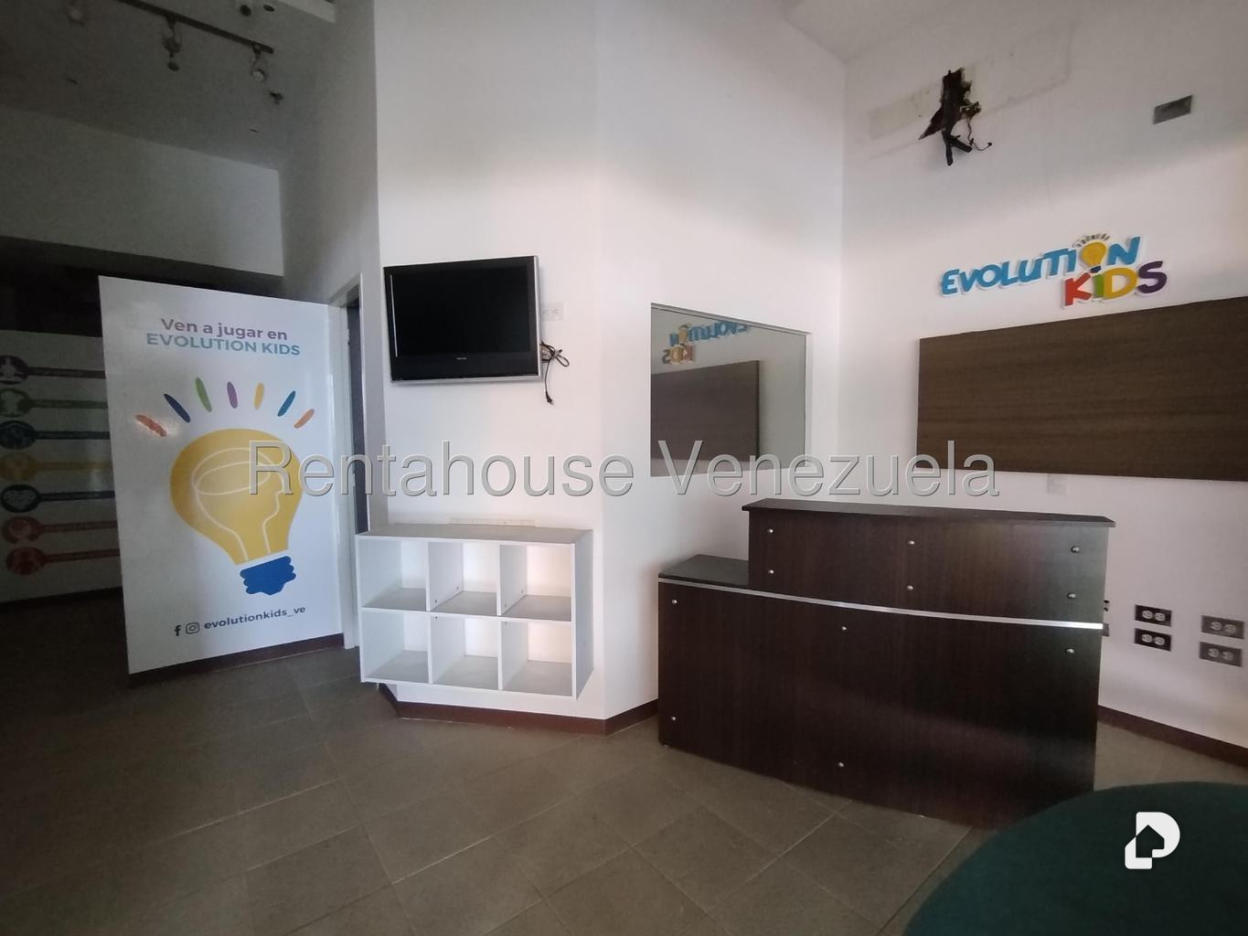 Local comercial en Los Naranjos (del Cafetal), Caracas – 11