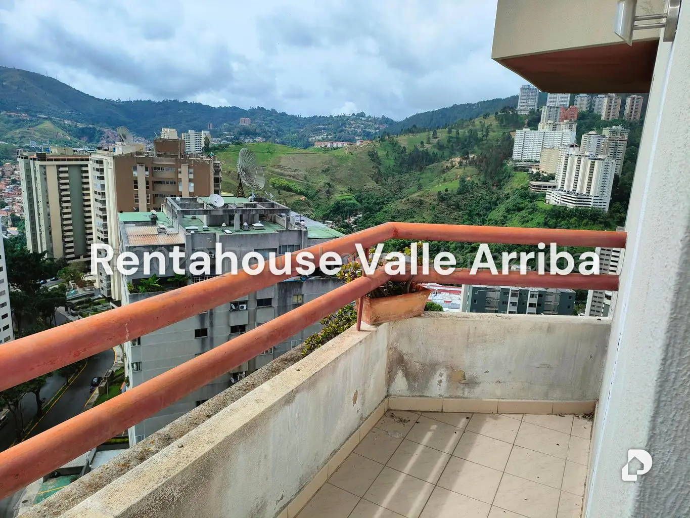 Apartamento en Lomas de Prados del Este, Caracas – 20