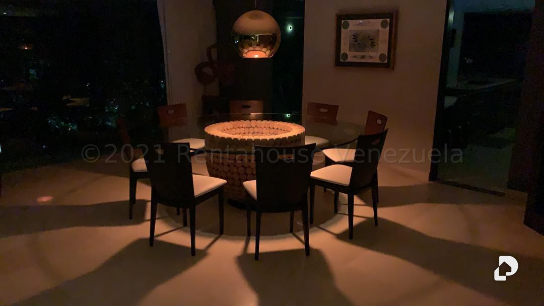 Casa en Cumbres de Curumo, Caracas – 9