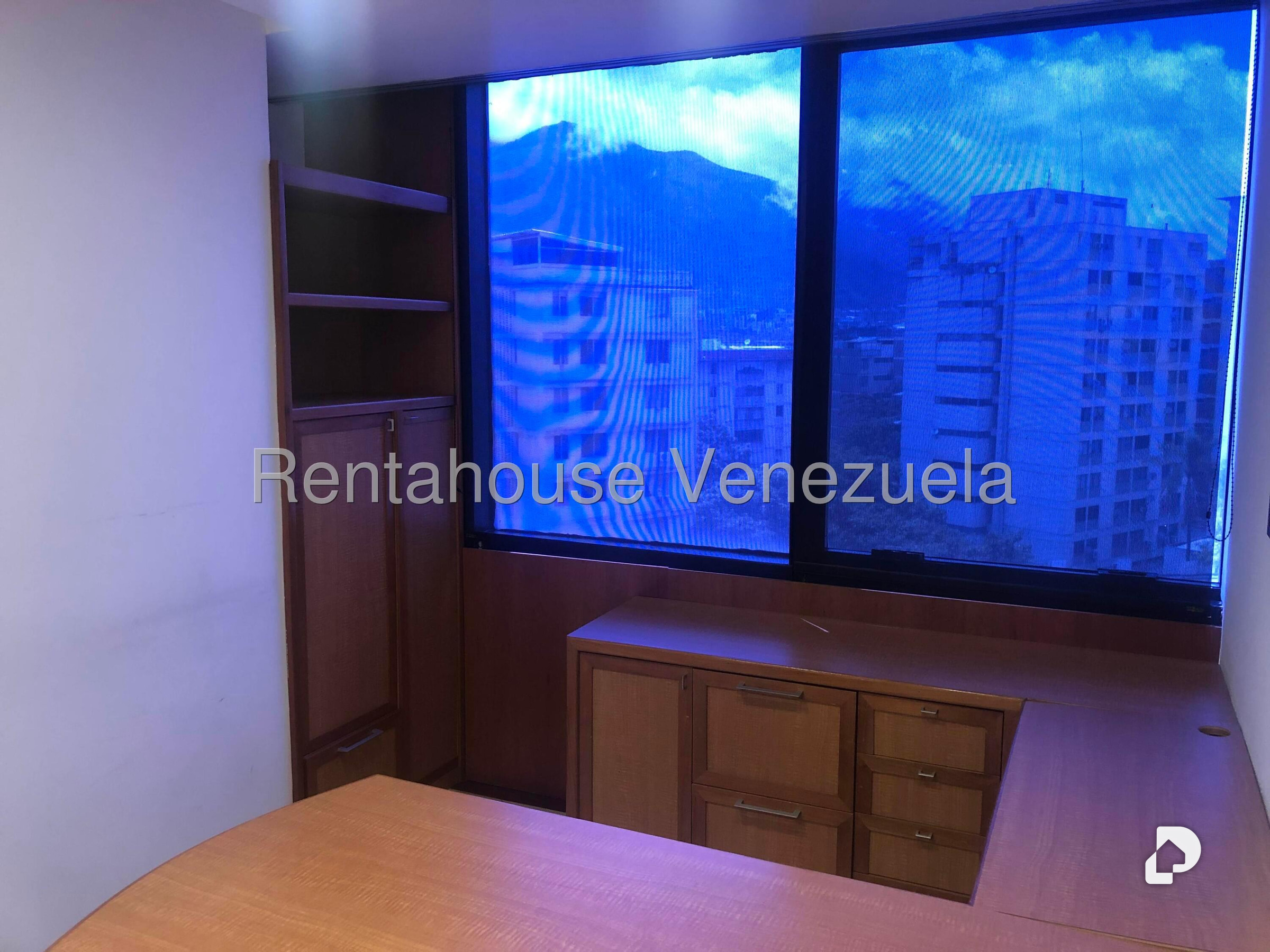 Oficina en Chuao, Caracas