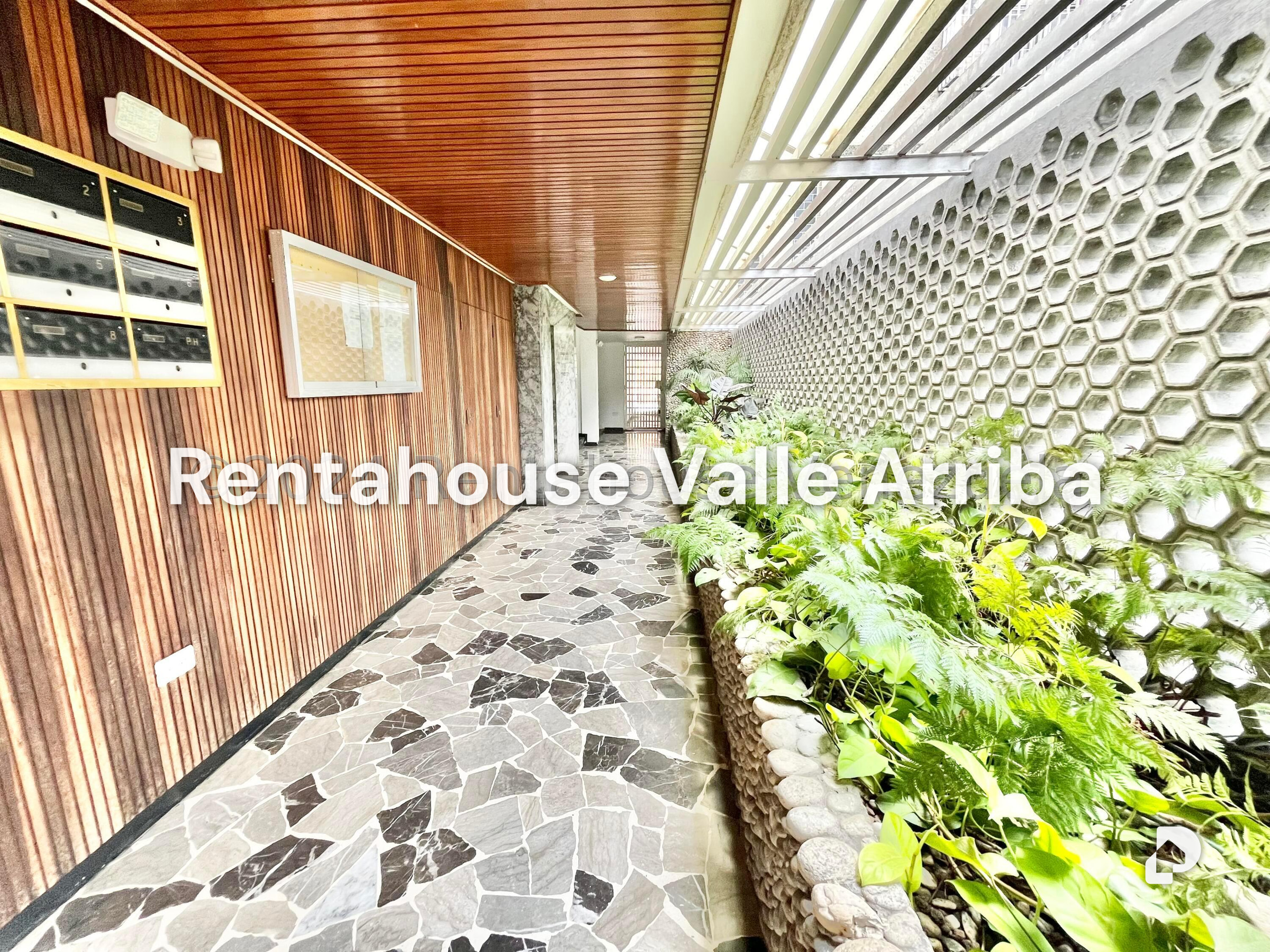 Apartamento en Las Mercedes, Caracas – 3