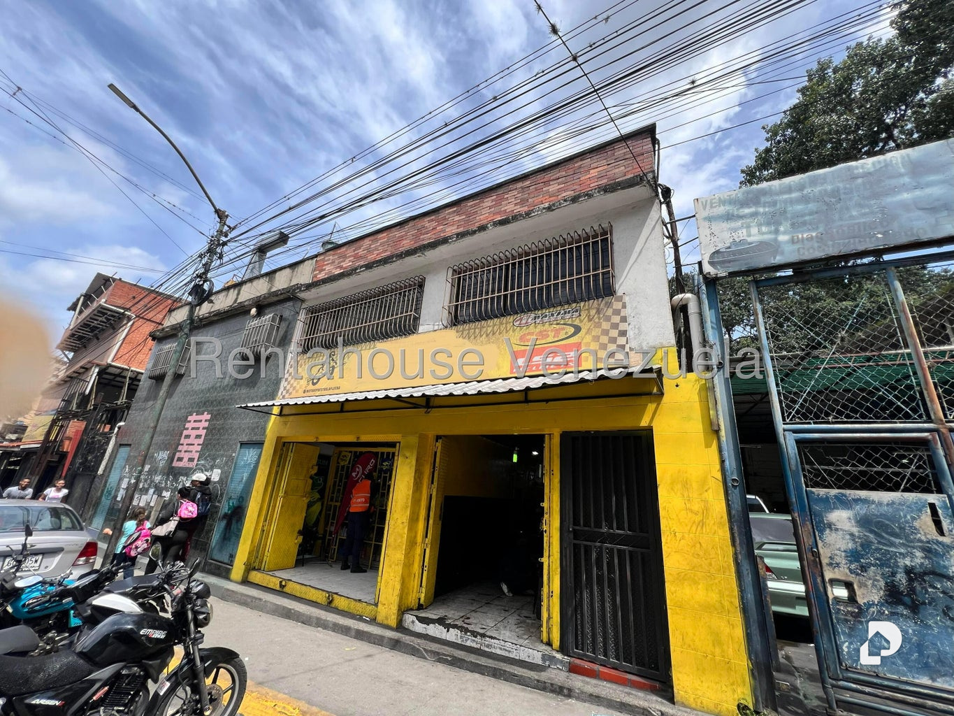 Local comercial en Petare, Caracas – 2